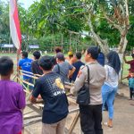 PENGAMANAN PERTANDINGAN PERDANA OPEN TURNAMEN CUP SEPAK BOLA SK – 1 CUP II DI DESA SUNGAI PANGKALAN 1