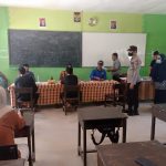 GIAT PENGAMANAN PENDISTRIBUSIAN PROGRAM INDONESIA PINTAR (PIP), OLEH PERSONIL POLSEK SUNGAI RAYA
