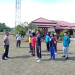 Polsek Seluas dan Koramil 1202-04/Seluas Latih Paskibra Tingkat Kecamatan Seluas