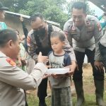 PENGAWALAN ROMBONGAN KEGIATAN BANSOS KABIDPROPAM POLDA KALBAR