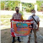 Kapolsek Lumar & Bhabinkamtibmasnya Lakukan Penempelan Maklumat Larangan Perjudian dan Himbauan2