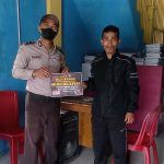 <em>Bhabinkamtibmas Sosialisasi Larangan Judi di Wilayah Desa Binaan</em>
