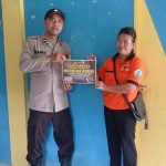 <em>Bhabinkamtibmas Ajak Masyarakat Menolak Segala Bentuk Perjudian di Wilayah Binaan</em>
