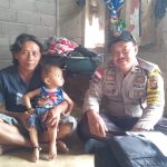 <em>Dengan Door to door sistem, Bhabinkamtibmas Ajak Warga ikut Peduli Jaga Kamtibmas</em>