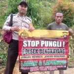 <em>Cegah praktek Pungli di Wilayah Desa Binaan, Bhabinkamtibmas Kampanyekan STOP Pungli</em>