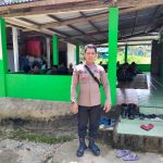 ANGGOTA POLSEK LUMAR GIAT PENGAMANAN SHOLAT JUMAT