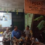 <em>Hadirkan Rasa Aman Kepada Masyarakat,Polsek Bengkayang Gelar Patroli Malam</em>