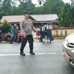 <em>Bukti Nyata Pelayanan Kepada Masyarakat, Polsek Bengkayang Rutin Laksanakan Strong Point</em>