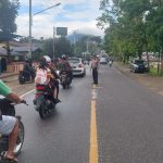 <em>Ciptakan Arus Lalu Lintas Yang Lancar, Polsek Bengkayang Laksanakan Strong Point</em>
