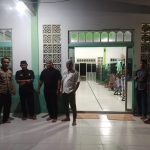 ANGGOTA POLSEK LUMAR PENGAMANAN GIAT SHOLAT TARAWIH