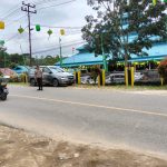 <em>Polsek Bengkayang Laksanakan Pam Sholat Jum’at di Masjid Agung Asyuhada Bengkayang Demi Pastikan Keamanan Jamaah</em>