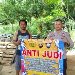 Sosialisasi stop judi pada giat sambang desa binaan