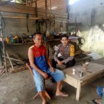 <em>Rutin Sambangi Warga, Bhabinkamtibmas Jalin Sinergitas Dengan Masyarakat</em>