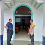 PENGAMANAN DAN SAMBANG ANGGOTA POLSEK SUNGAI RAYA KEPULAUAN DALAM PELAKSANAAN MINGGU KASIH GKKB TELUK SUAK