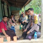 Lewat Door to door Bhabinkamtibmas Sampaikan Pesan – Pesan Kamtibmas