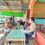 Pantau Kondisi Kamtibmas Desa Binaan, Babinkamtibmas Rutin Melaksanakan Sambang