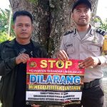 Door to Door Bhabinkamtibmas Sampaikan Himbauan  Untuk Tidak Membuka Lahan Dengan Membakar Kepada Warganya