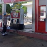 Patroli Rutin Polsek Bengkayang ,Pastikan Kegiatan Di SPBU berjalan Aman dan Tertib