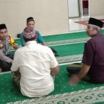 Polsek Bengkayang Ajak Warga Ciptakan Pemilu Damai lewat Jumat Curhat*