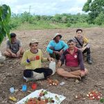 Dukung Ketahanan Pangan Bhabinkamtibmas Setia Budi Melaksanakan Jum’at Curhat Bersama Petani*