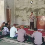 Kuliah Tujuh Menit (KULTUM) Kapolsek Bengkayang AKP Slamet Widodo S.H di Masjid Mujahidin Bengkayang Menyampaikan Pesan-pesan Kamtibmas