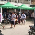Anggota Polsek Bengkayang Laksanakan Pengamanan Operasi Pasar Murah Disperindag*