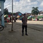 Antisipasi Gangguan Kamtibmas Personil Polsek Bengkayang laksanakan Patroli Di Pasar Juadah