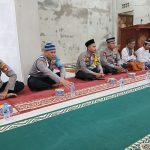 Beserta Kapolsek Bengkayang Gelar Buka Bersama warga di Masjid Mujahidin*